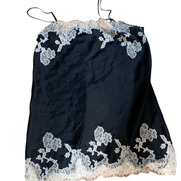 RARE WHITE TAG Victoria secret VINTAGE Black Slip Size XL
Great condition - Picture 4 of 4